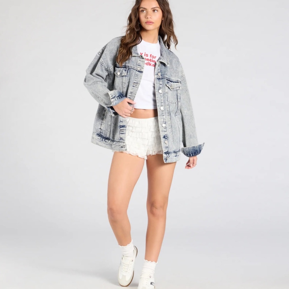 Oversized Denim Jacket - Picture 4 of 4
